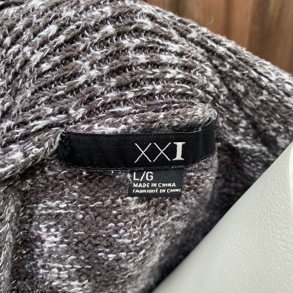 FOREVER 21 | Tuxedo Style Brindle Sweater Cardigan - Picture 7 of 7